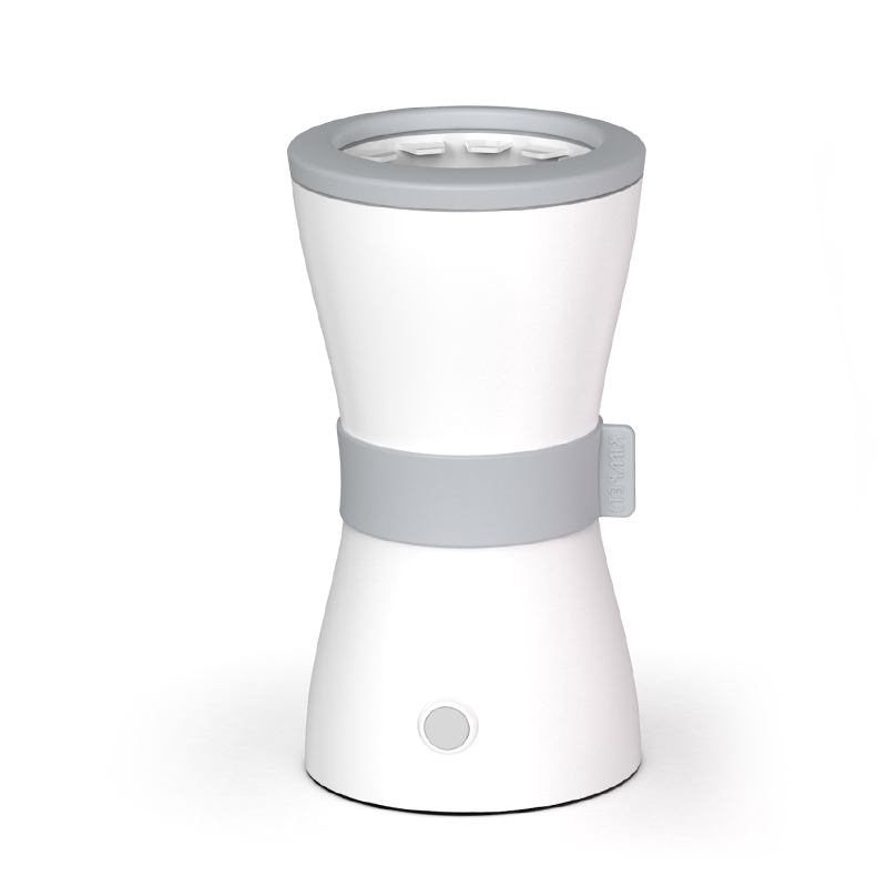 Automatic dog paw cleaning cup